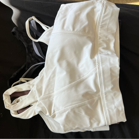 Sports Bra Lot - Picture 4 of 6